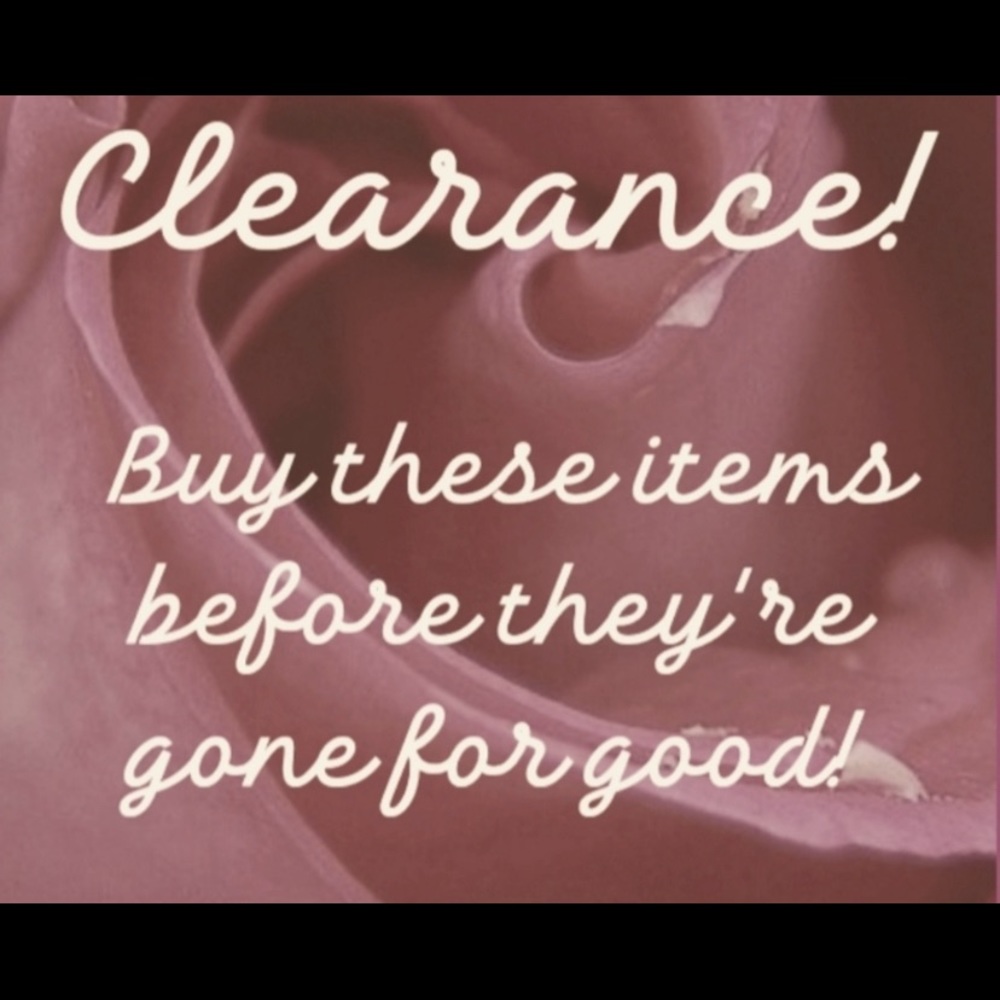 Closet Clearance ❤️